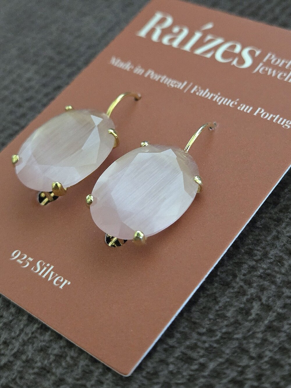 Raizes Natural Rose🌹 Quartz Earrings - Picture 11 of 16